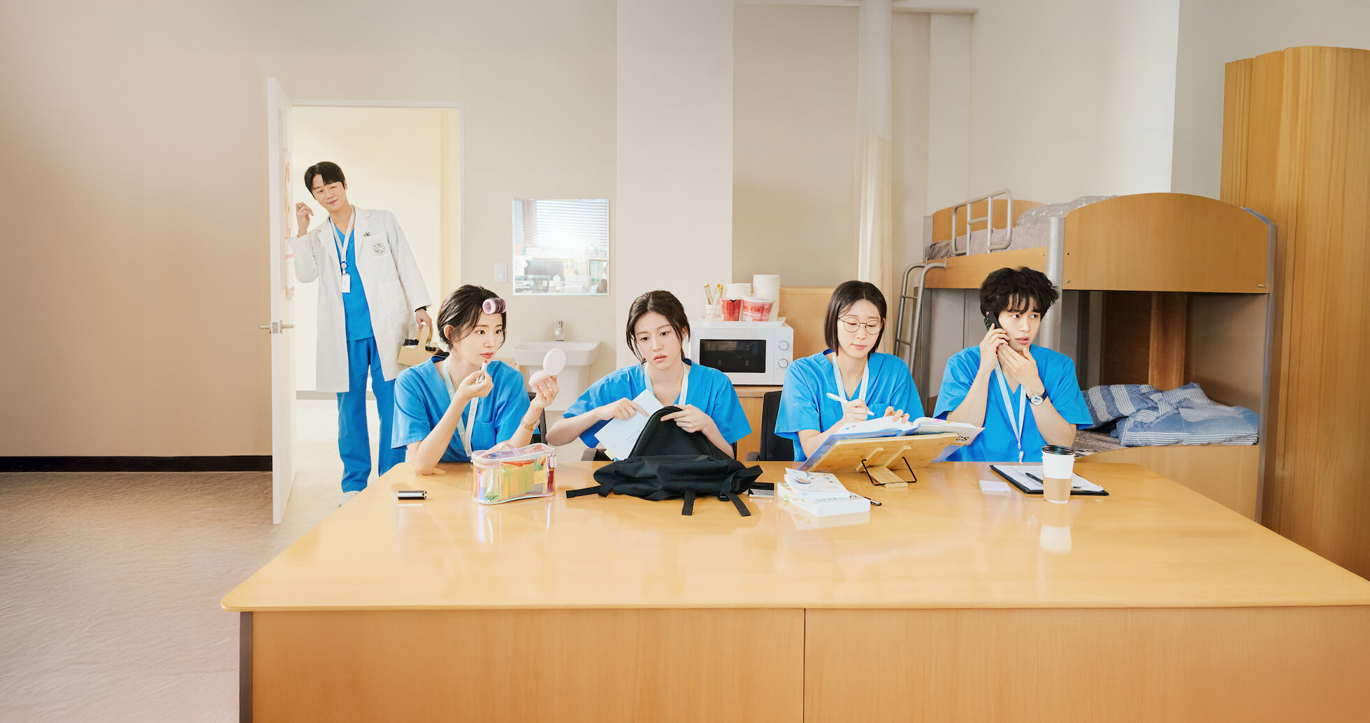 “Resident Playbook” Cast And Crew To Celebrate End Of Series With Group Trip